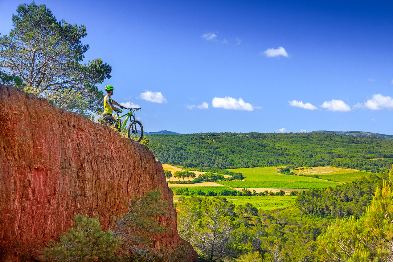 photosFeed-https://sitesvtt.ffc.fr/app/uploads/sites/2/formidable/6/198_bleu_DU-PAYS-DES-BERGERS-AU-PAYS-DES-VIGNERONS.jpg